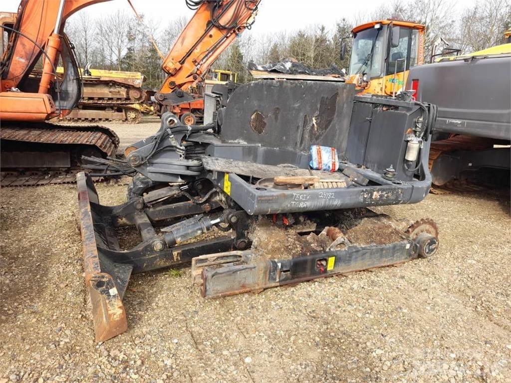 Terex TC85 Traktoriai