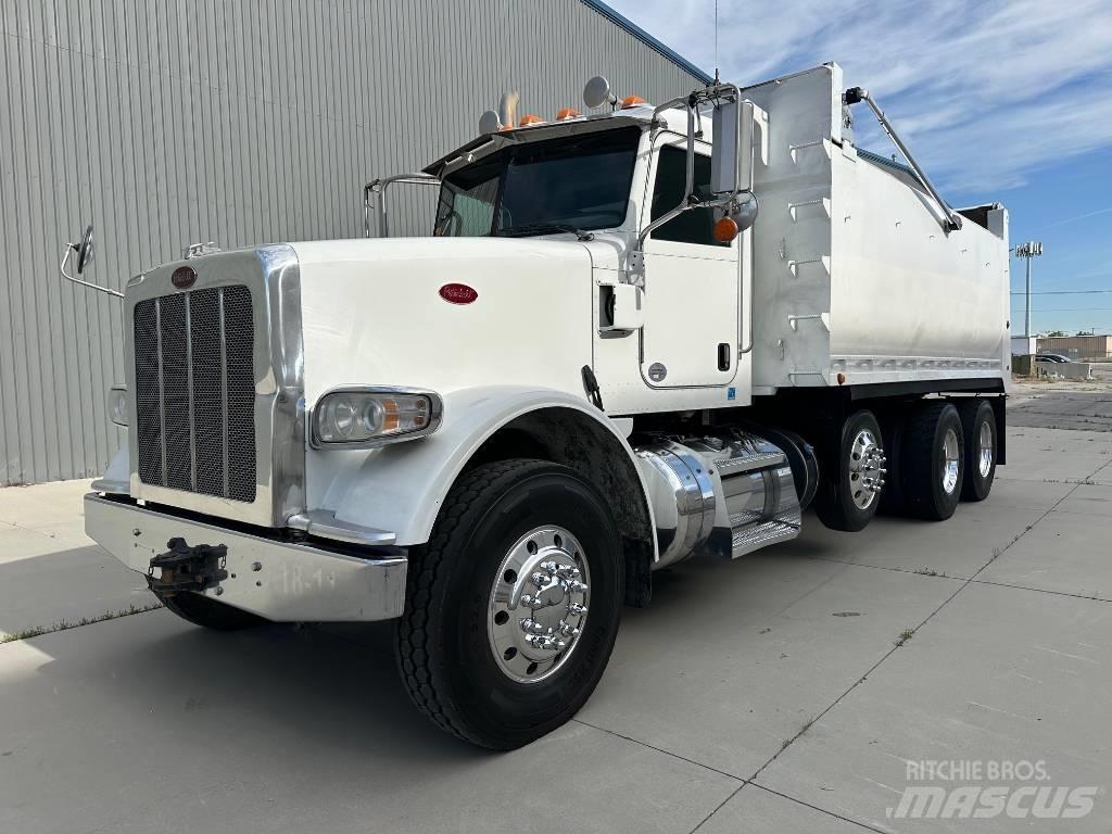Kenworth 367 Savivarčių priekabų vilkikai