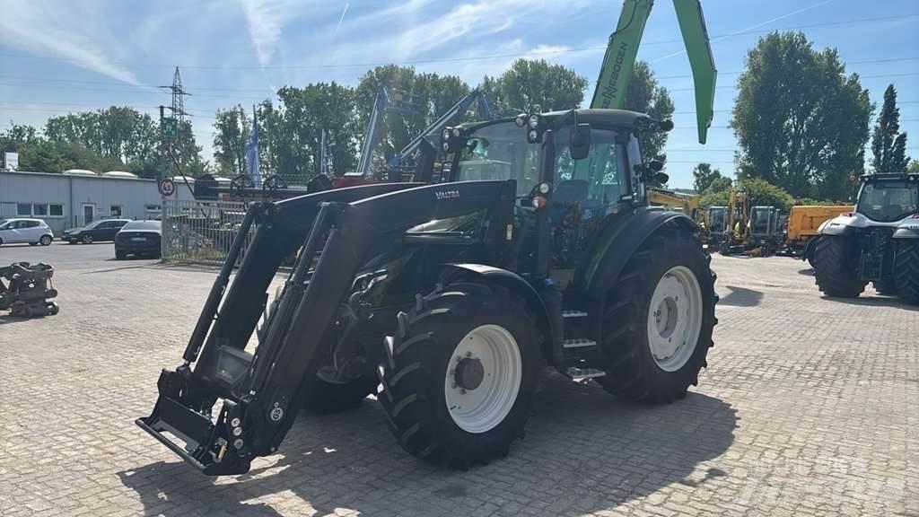 Valtra G135 Traktoriai