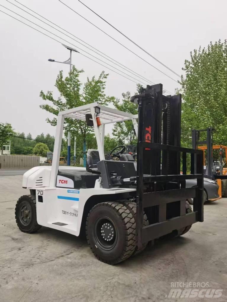 TCM FD 50 Dyzeliniai krautuvai