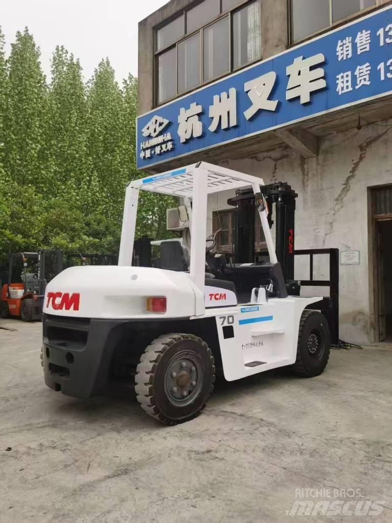TCM FD 50 Dyzeliniai krautuvai