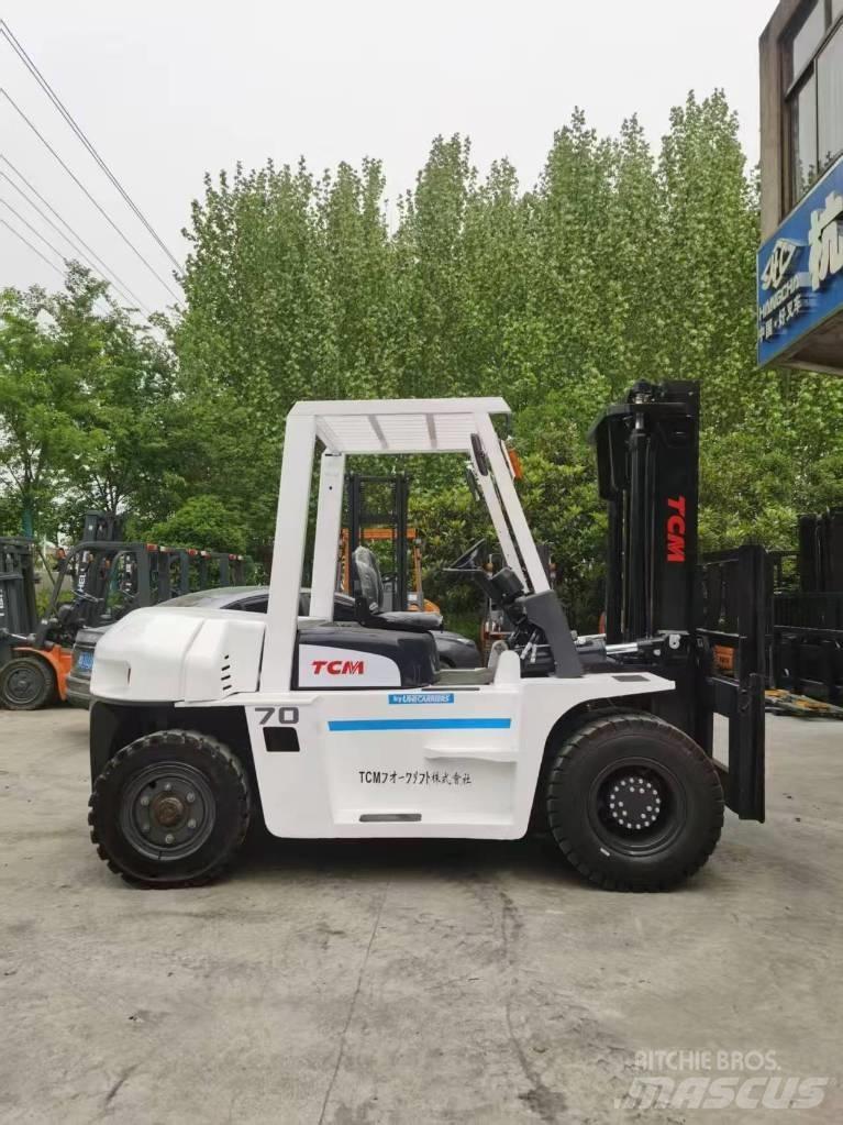 TCM FD 50 Dyzeliniai krautuvai