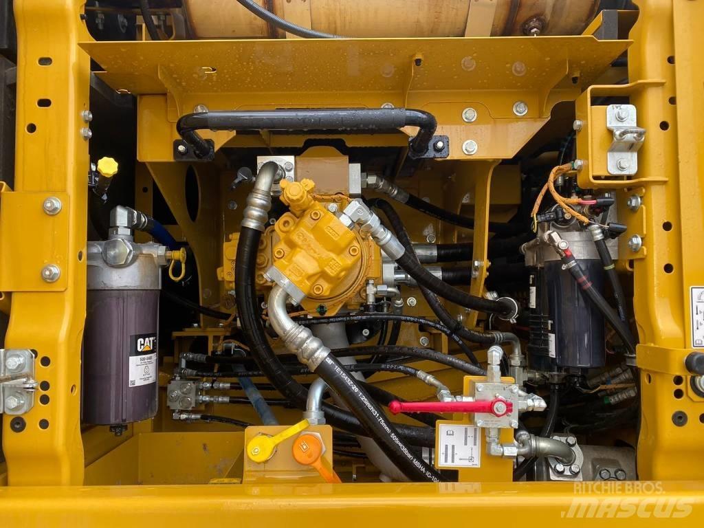 CAT 340uhd Griovimo ekskavatoriai