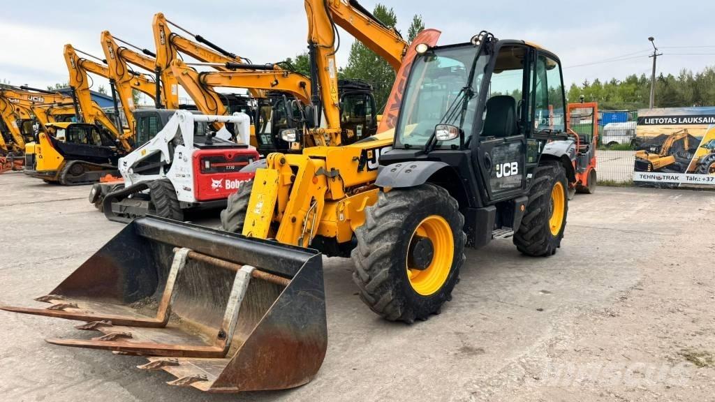JCB 531-70 Teleskopiniai ratiniai krautuvai