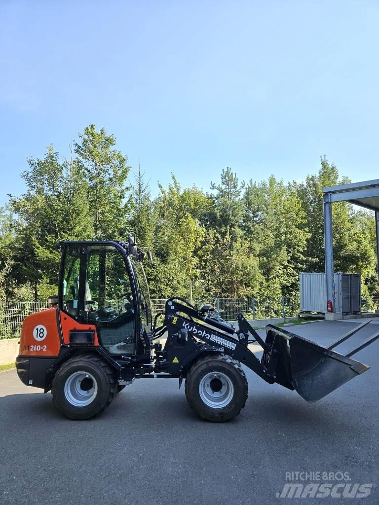 Kubota RT 260-2 Naudoti ratiniai krautuvai