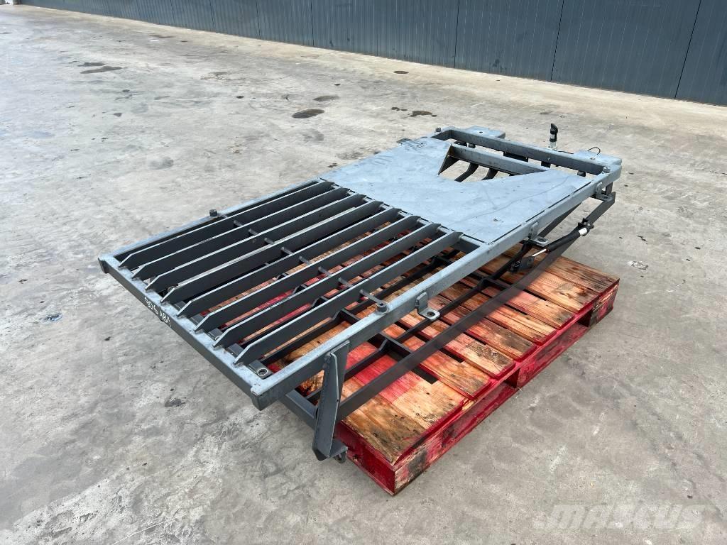 Doosan DX180 / DX225 Kabinos ir interjeras