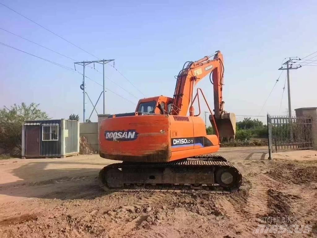 Doosan DH 150 Vikšriniai ekskavatoriai