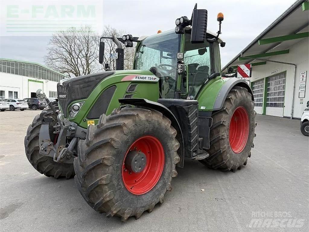 Fendt 724 vario s4 Traktoriai