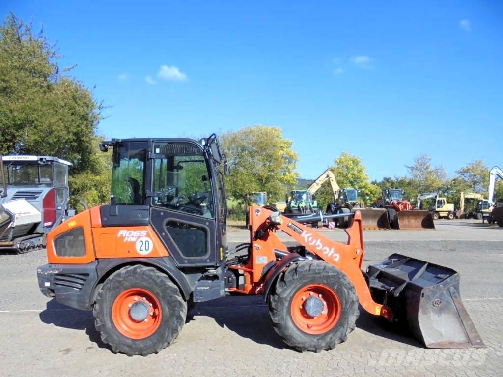 Kubota R 065 Naudoti ratiniai krautuvai