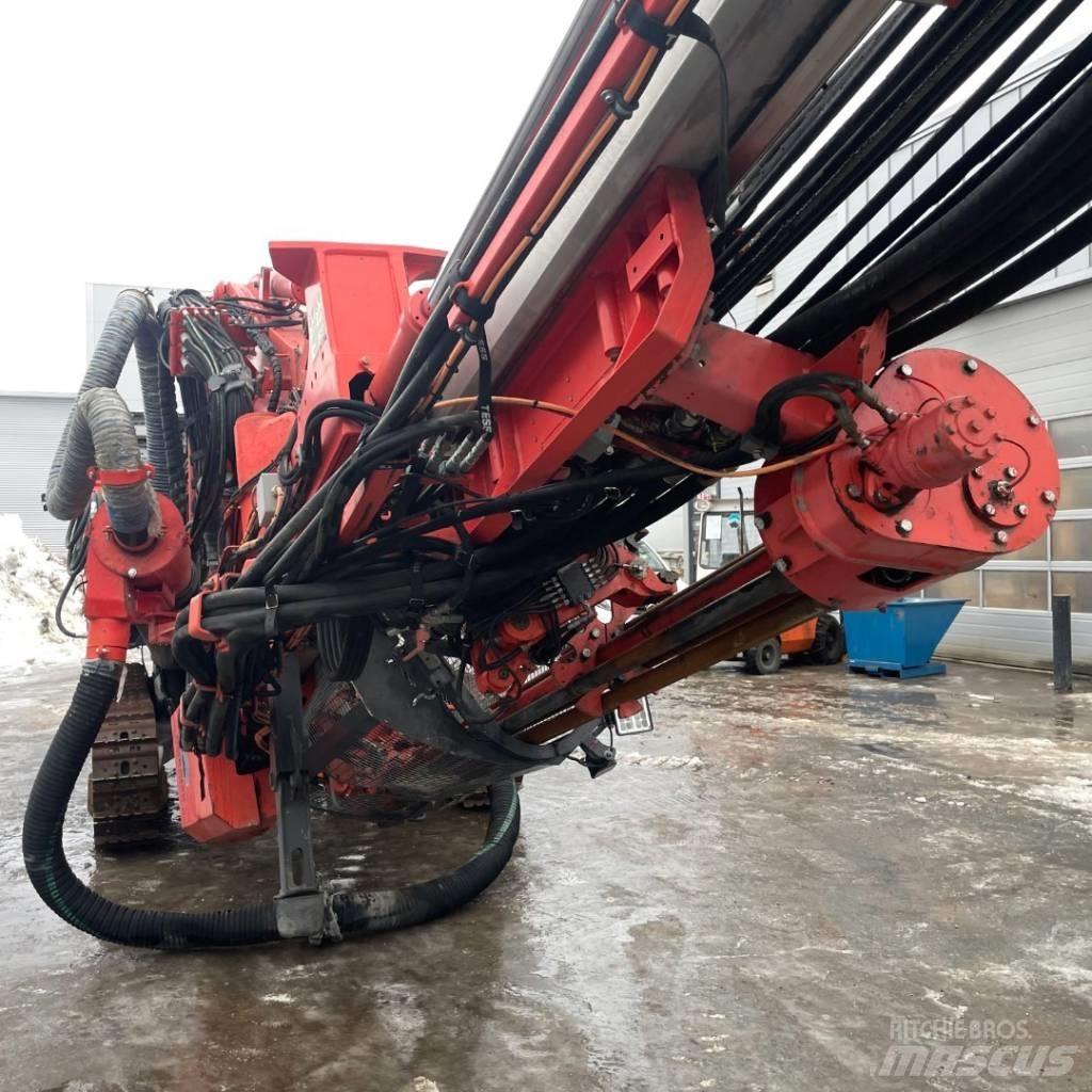 Sandvik DX800i Žemės paviršiaus gręžimo technika
