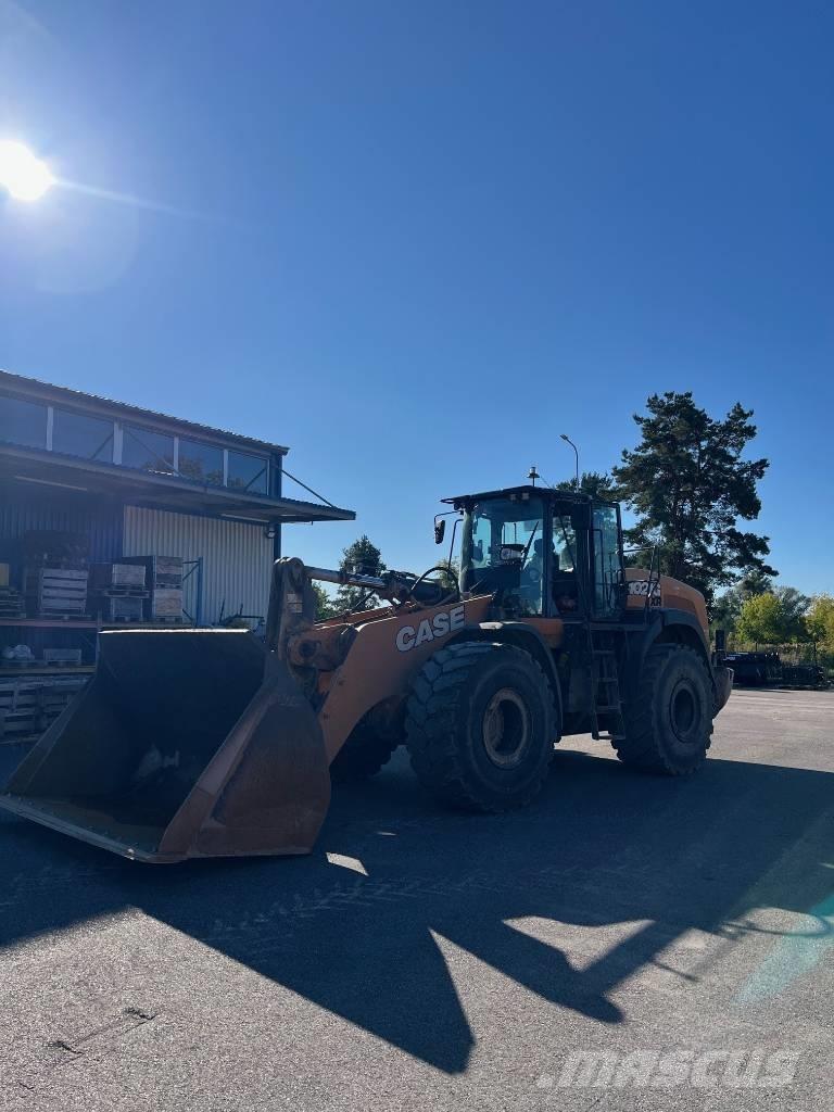 CASE 1021 G Naudoti ratiniai krautuvai