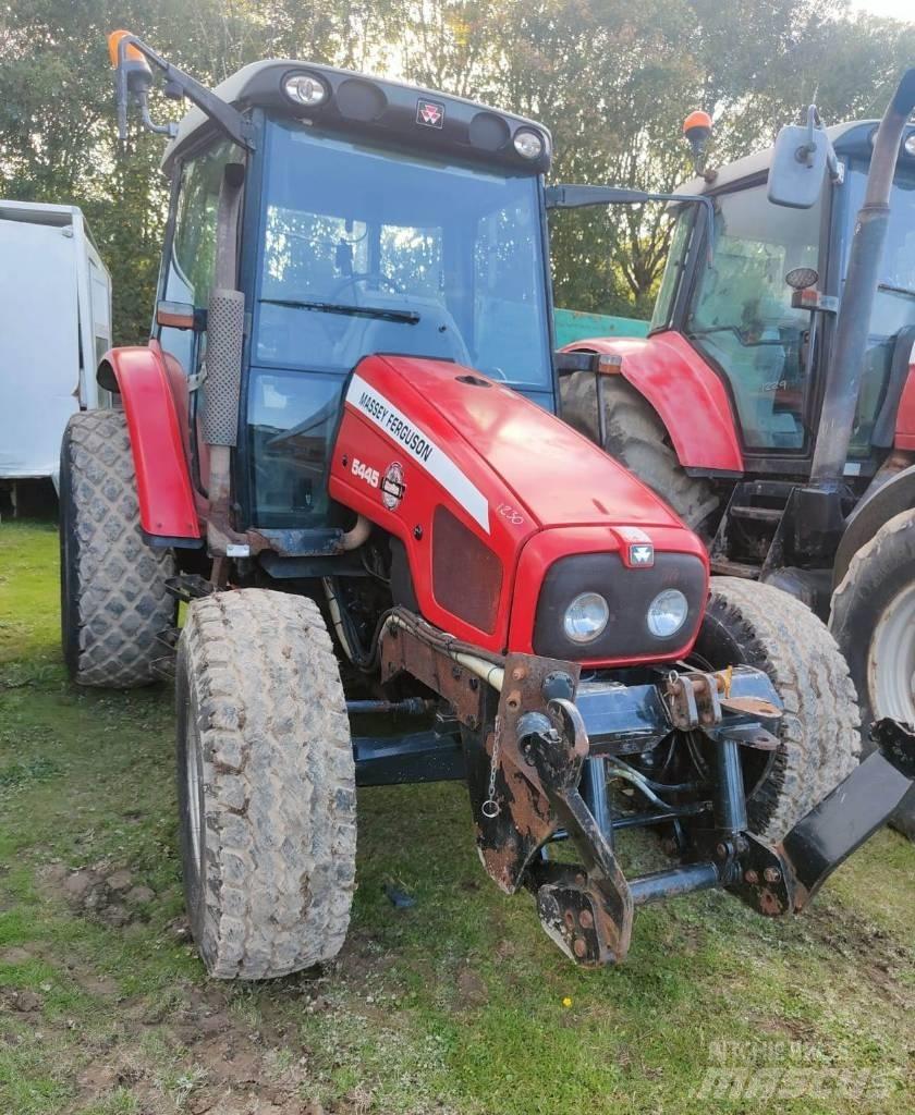Massey Ferguson 5445 Traktoriai
