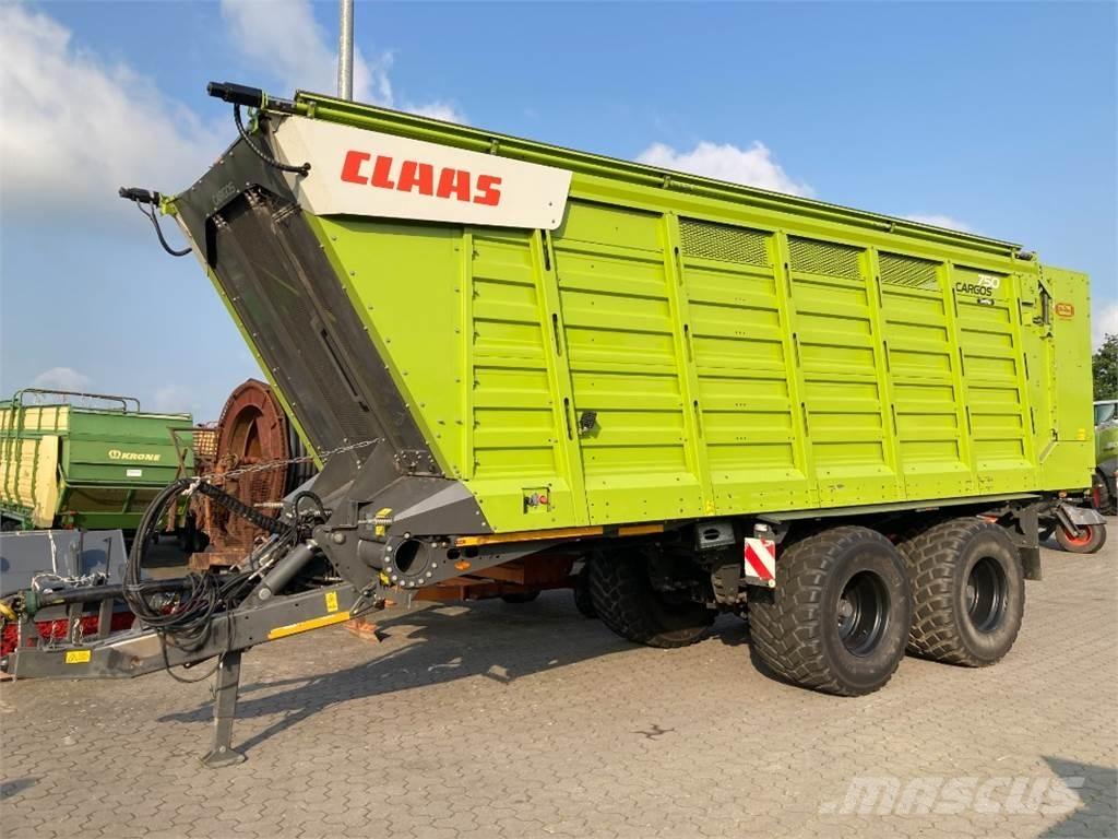 CLAAS Cargos 750 Klojimo ir tvarkymo įranga
