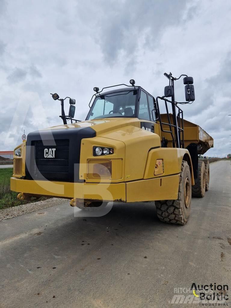 CAT 735C Karjeriniai savivarčiai