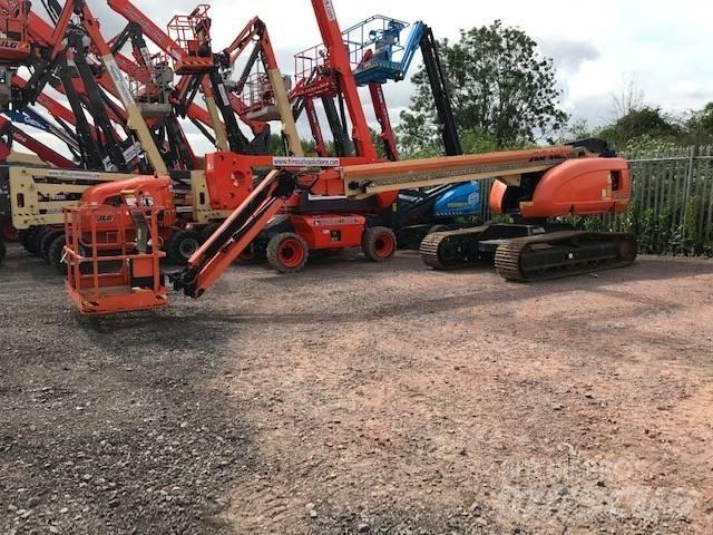 JLG 660SJC Teleskopiniai keltuvai