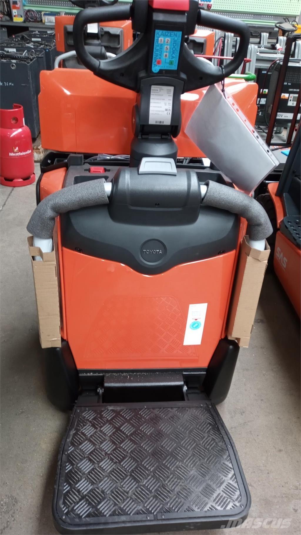 Toyota LPE200B Rankiniai vėžimėliai