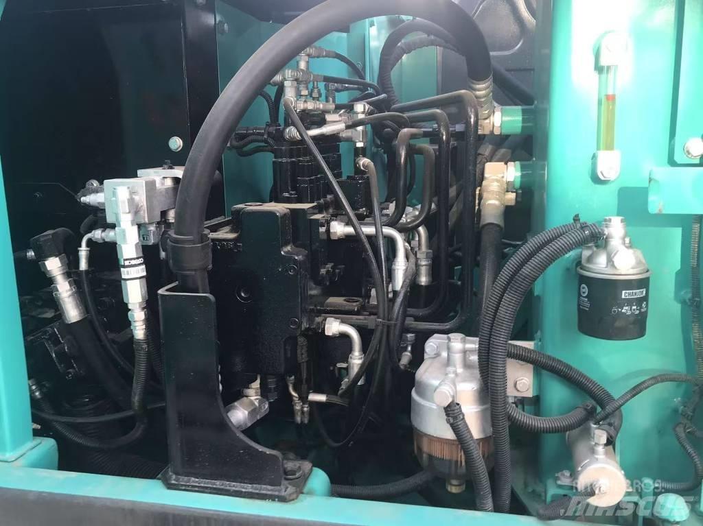 Kobelco SK 75 Vidutinės galios ekskavatoriai 7-12 t