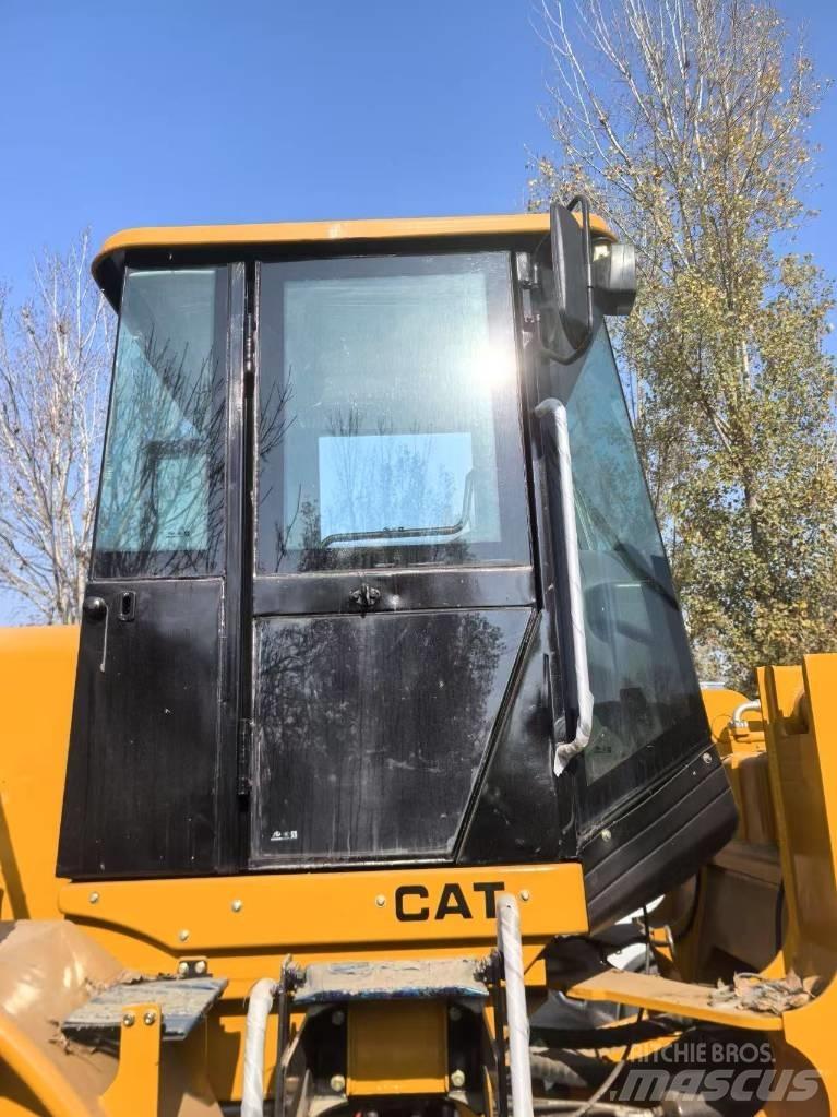 CAT 966H Naudoti ratiniai krautuvai