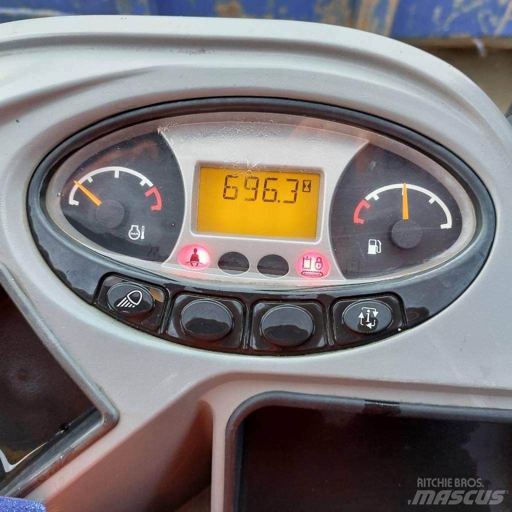Doosan DX 17 Ratiniai ekskavatoriai