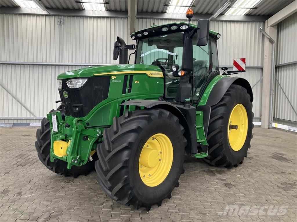 John Deere 6R 250 Traktoriai
