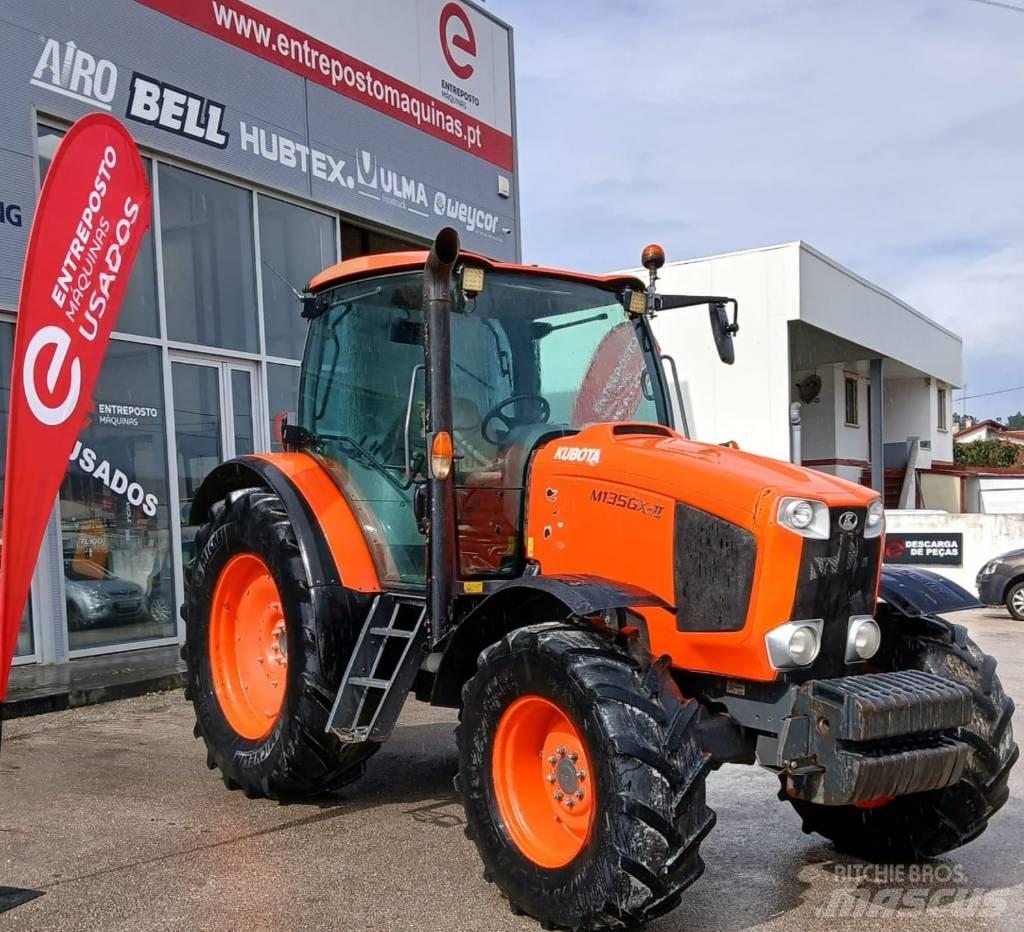 Kubota M135GX Traktoriai