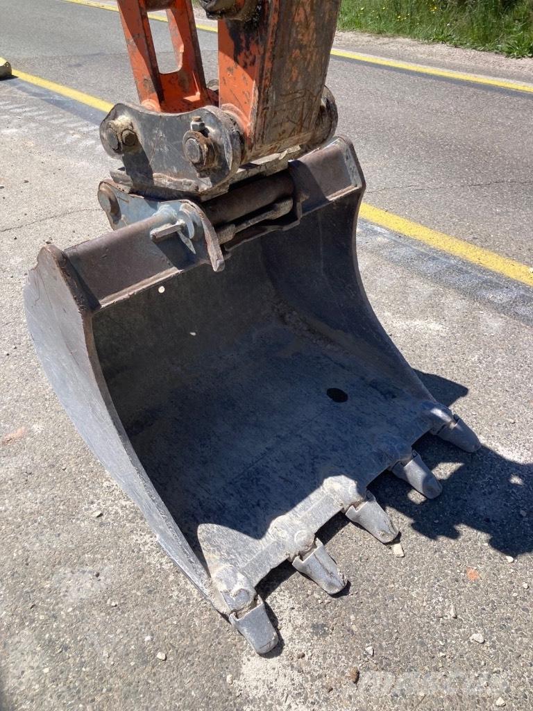 Doosan DX 85 R-3 Vidutinės galios ekskavatoriai 7-12 t