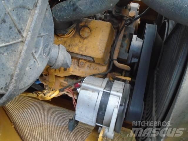 John Deere 450HL Vikšriniai buldozeriai