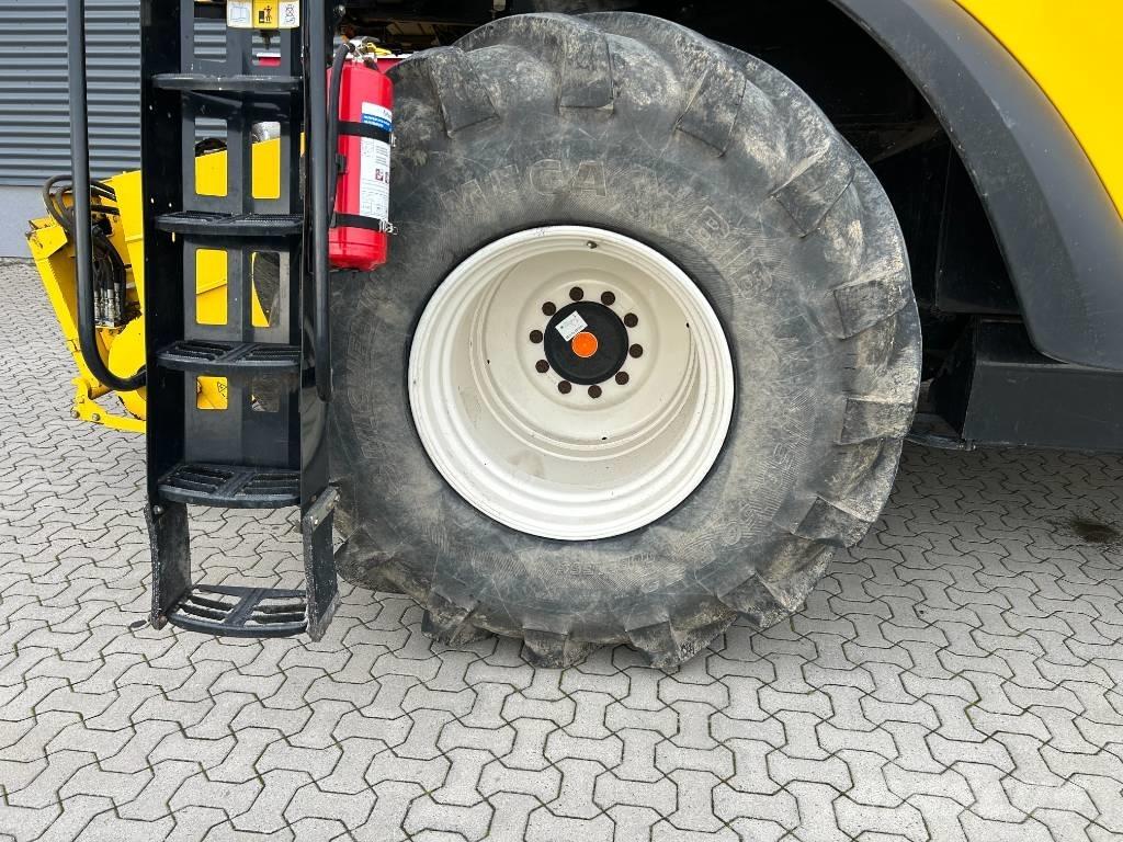 New Holland CR 9080 Derliaus nuėmimo kombainai