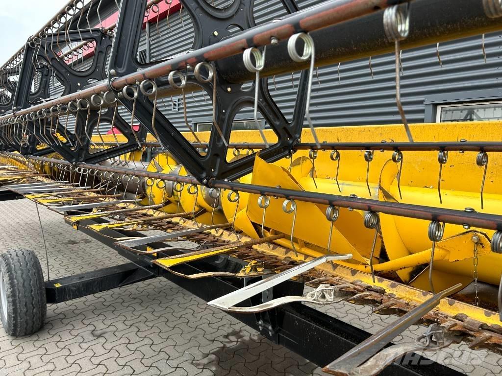 New Holland CR 9080 Derliaus nuėmimo kombainai