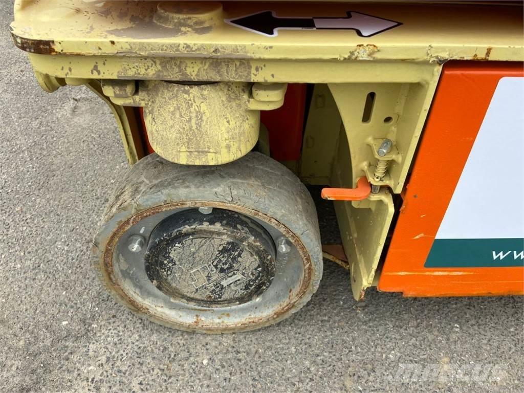 JLG 1230 ES (10150) Žirkliniai keltuvai