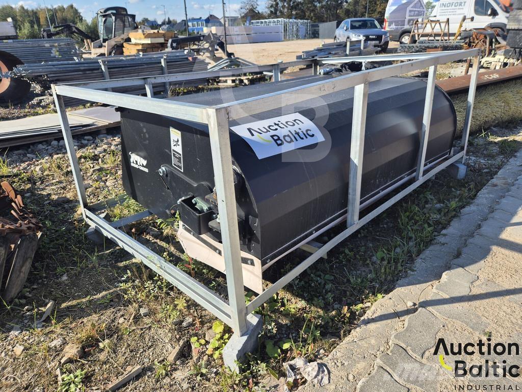  Rhino-Cross 72 in Šepečiai