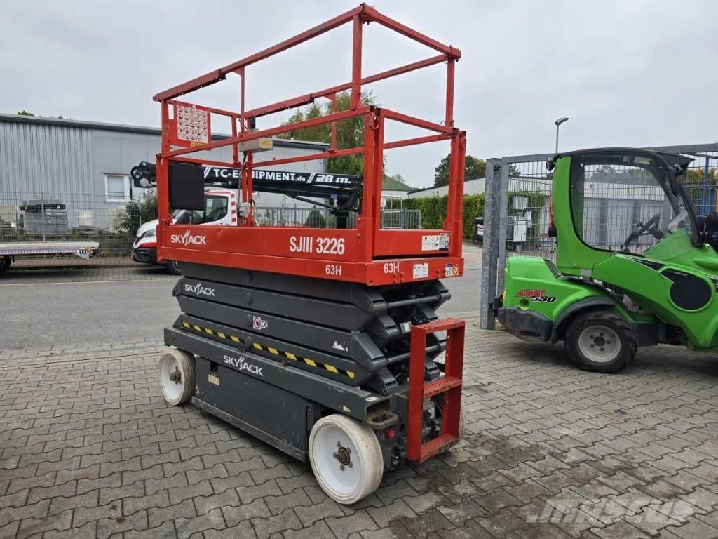 SkyJack SJ 3226 Žirkliniai keltuvai