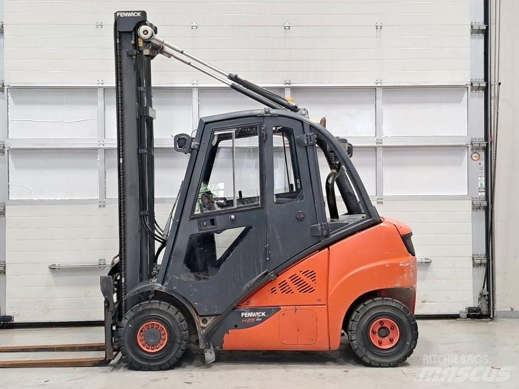 Linde H25D-02 Dyzeliniai krautuvai