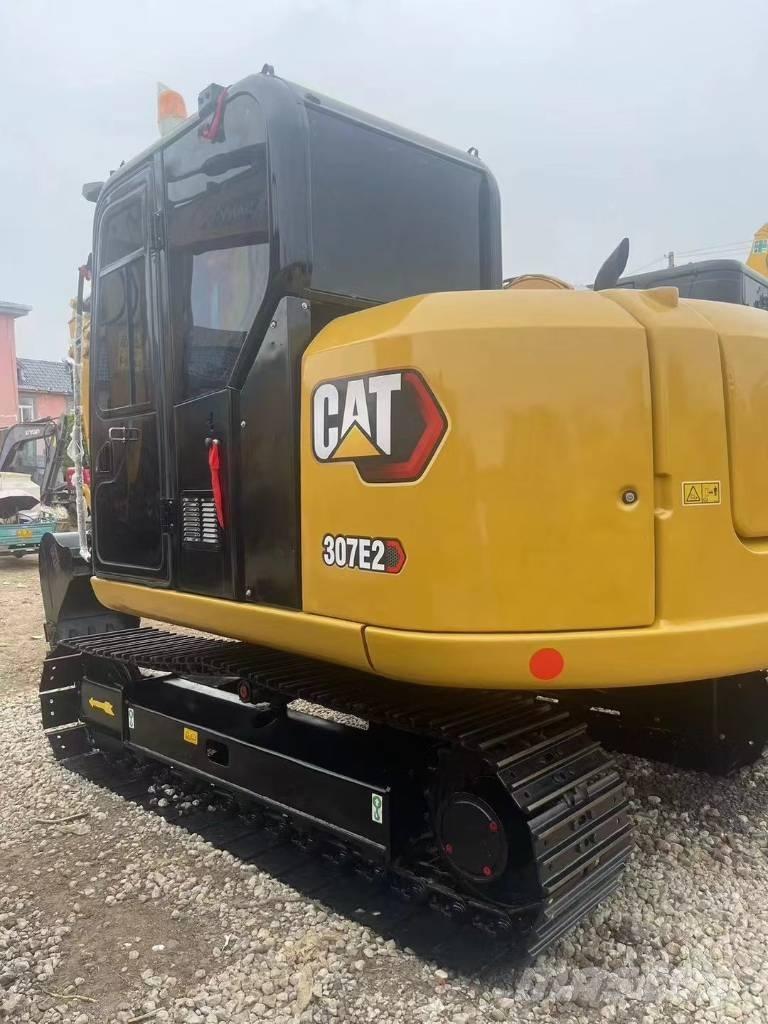 CAT 307 Vikšriniai ekskavatoriai