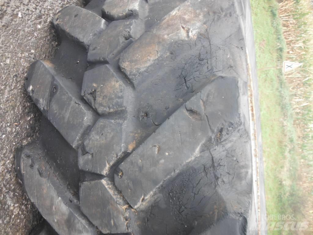 Michelin 15R22.5 Padangos, ratai ir ratlankiai
