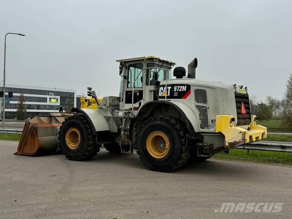 CAT 972M XE Naudoti ratiniai krautuvai