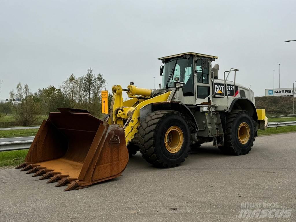 CAT 972M XE Naudoti ratiniai krautuvai