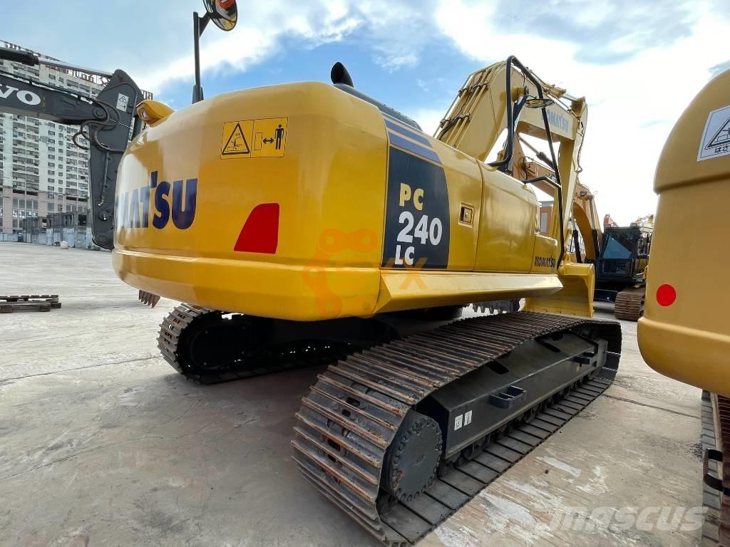 Komatsu PC 240 Vikšriniai ekskavatoriai