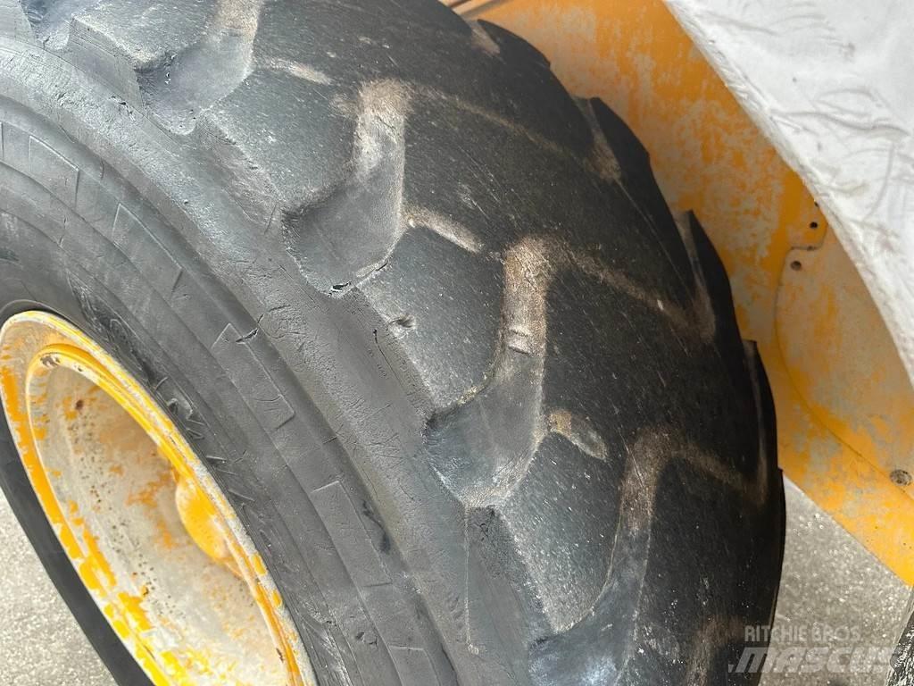Volvo L60E Naudoti ratiniai krautuvai