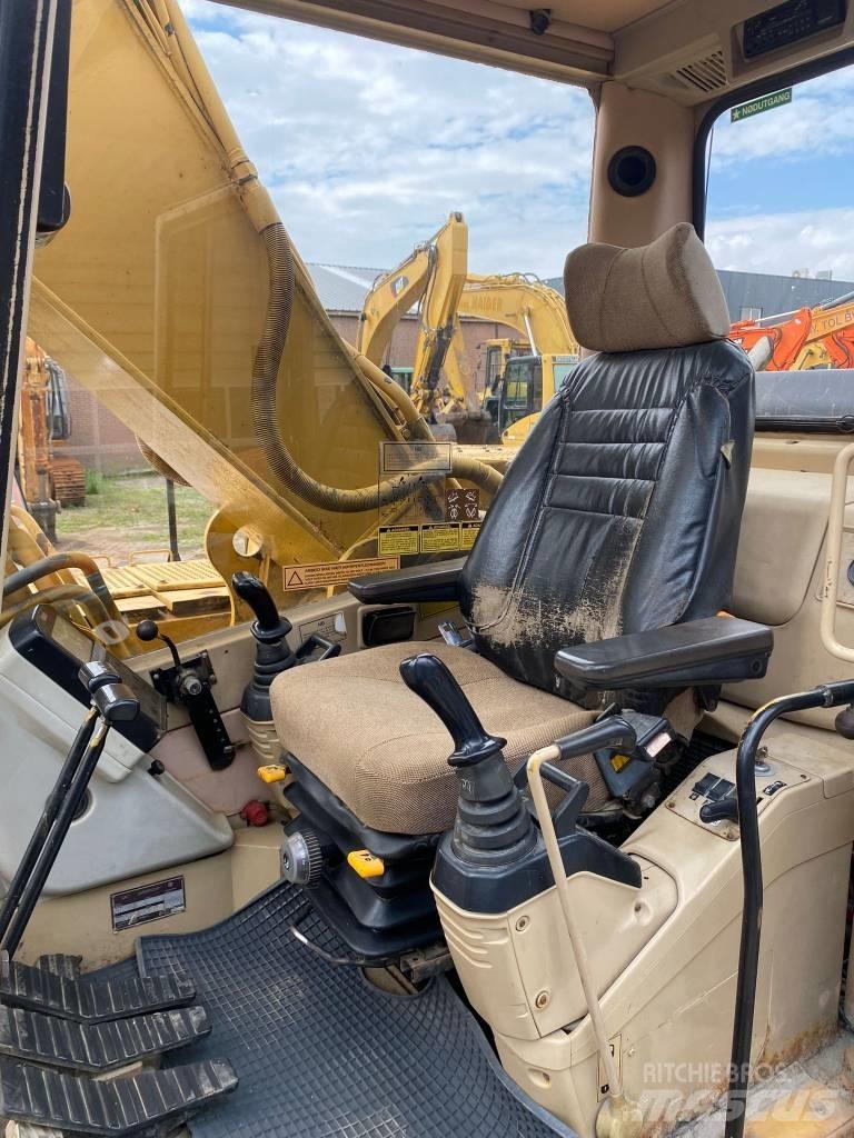CAT 325 L Vikšriniai ekskavatoriai
