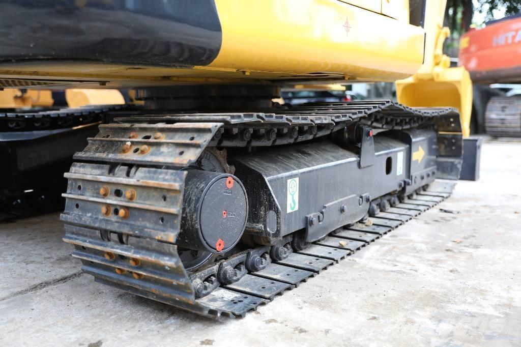 Komatsu PC 56-7 Vikšriniai ekskavatoriai