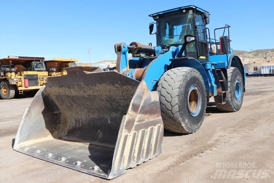 CAT 972 M Naudoti ratiniai krautuvai