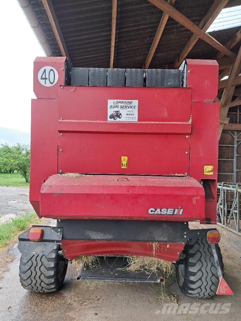 Case IH RB464 Ritinių presai