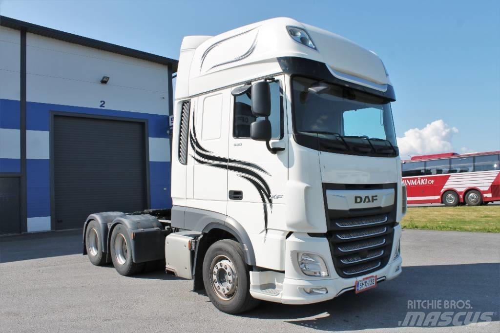 DAF XF530 6X4 FTT Naudoti vilkikai