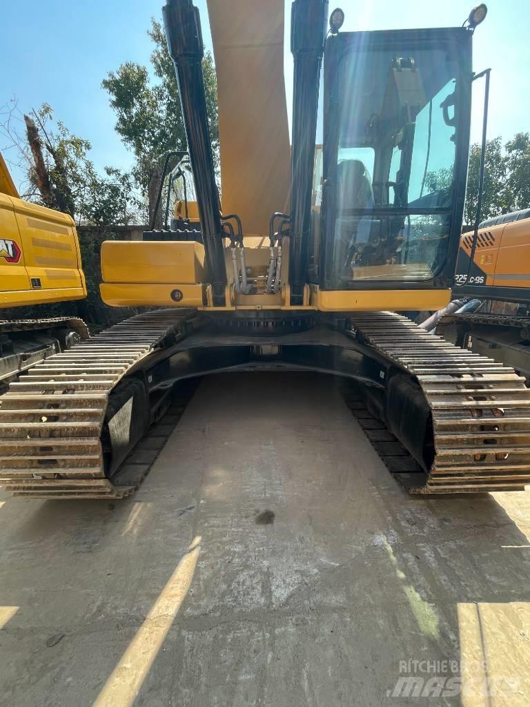 CAT 330 GC Vikšriniai ekskavatoriai