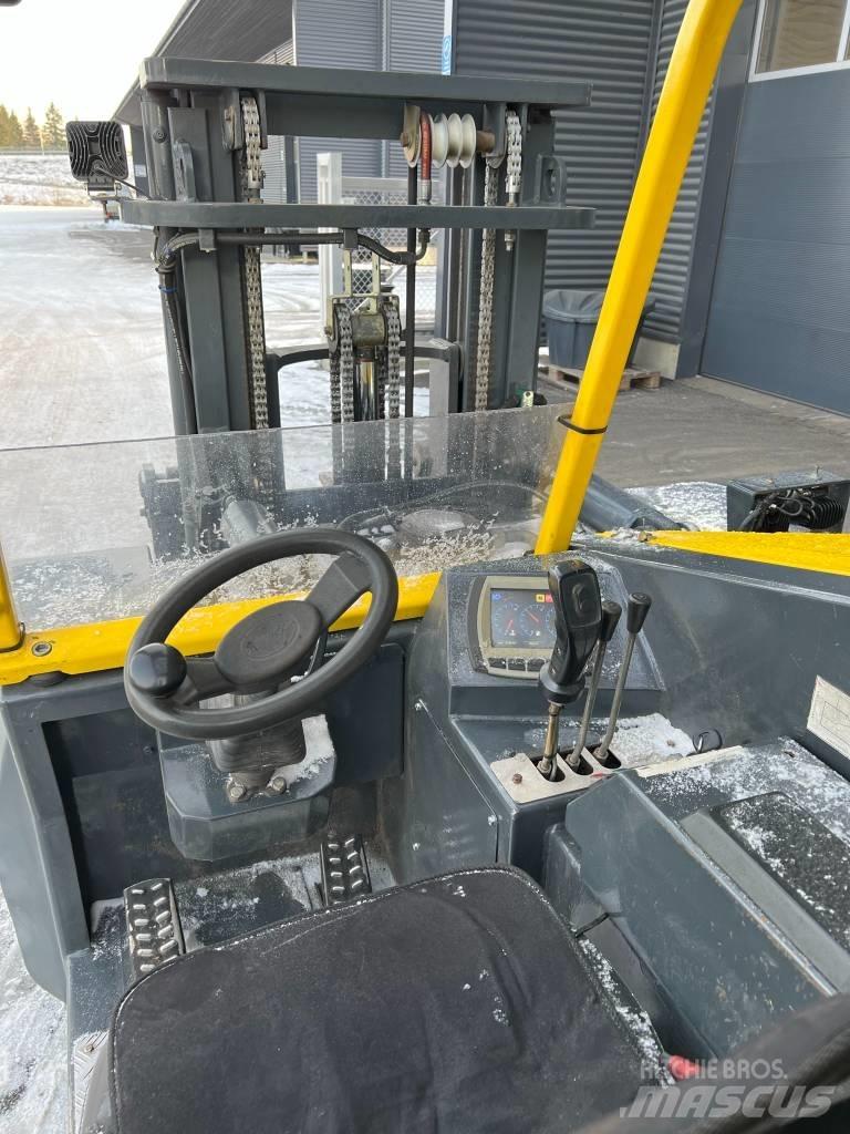 Combilift Combi-RT Dyzeliniai krautuvai