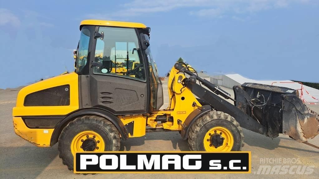JCB 406 Naudoti ratiniai krautuvai