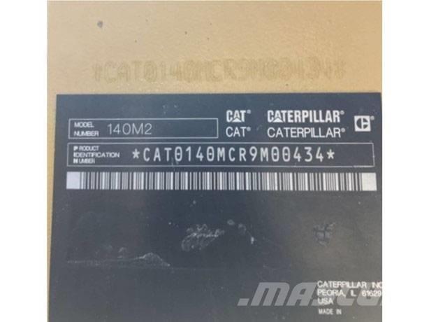 CAT 140 M 2 Greideriai