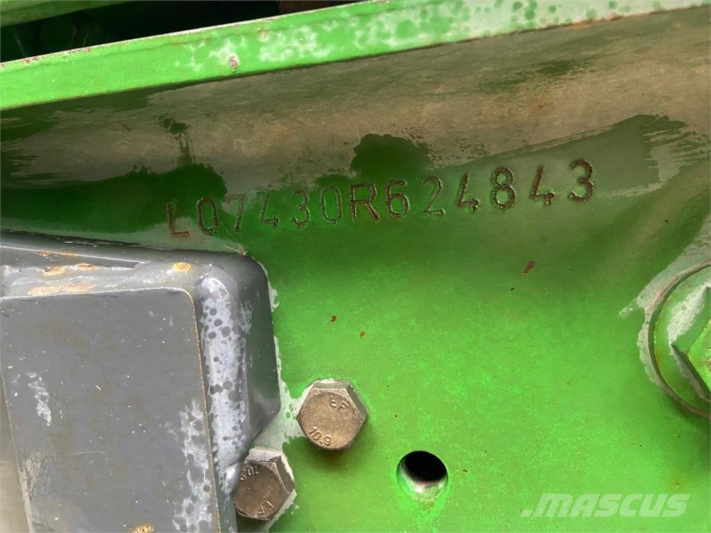 John Deere 7430 Traktoriai