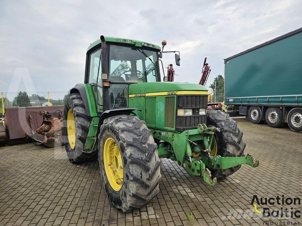 John Deere 6810 Traktoriai